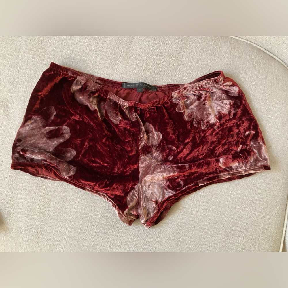 Merritt Charles beautiful crushed velvet shorts, M, excellent condition
